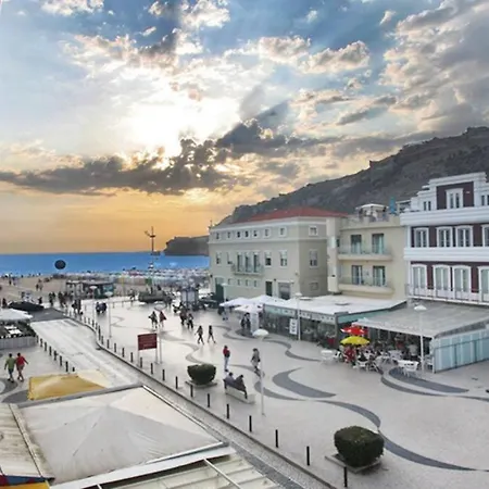 Casa A 50m Da Praia, Zona Da Appartement Nazaré