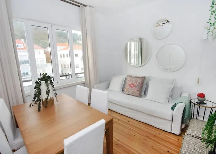 Casa A 50m Da Praia, Zona Da * Nazaré